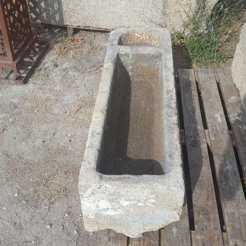 AUGE ANCIENNE EN PIERRE 117