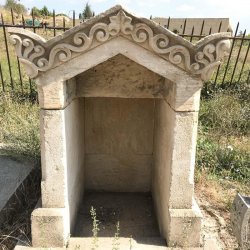 NICHE EN PIERRE